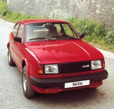 Skoda Rapid 136 historicke 02 800 600