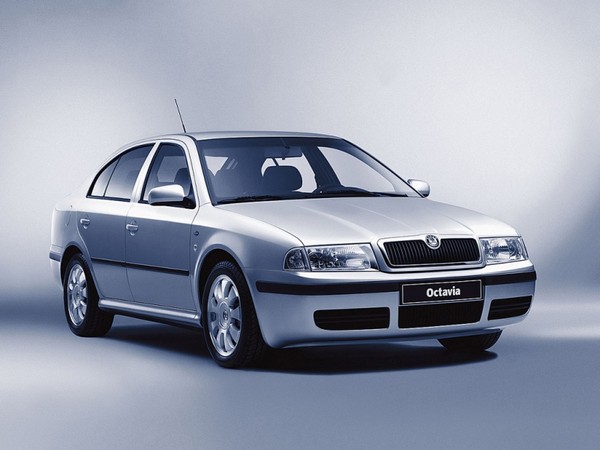 10nej 2001 skoda octavia 01 800 600